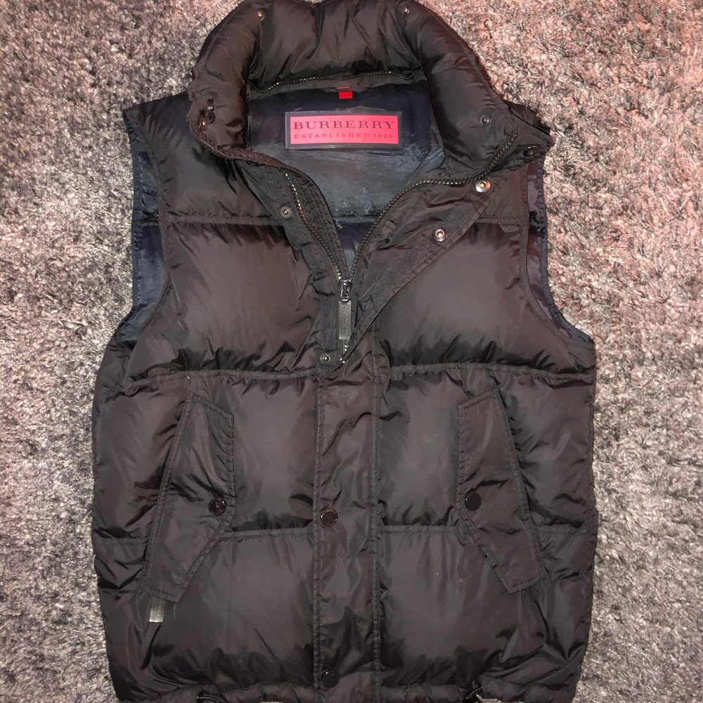 Authentic Men’s Burberry Puffer Vest Size Large